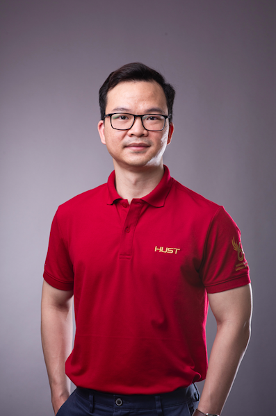 TS trẻ Phạm T&ugrave;ng Dương: Bỏ c&ocirc;ng việc như mơ về Việt Nam cống hiến - Ảnh 1.