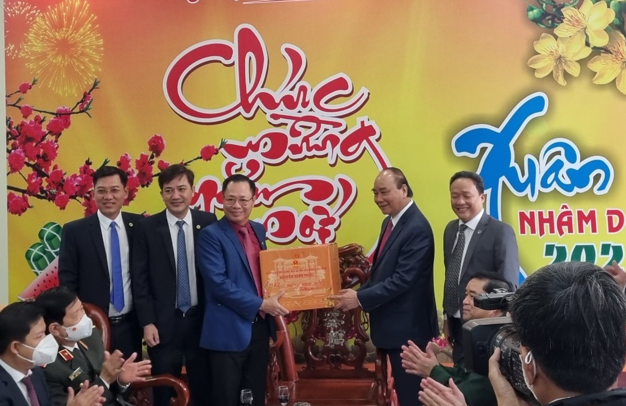 Chủ tịch nước Nguyễn Xuân Phúc chúc Tết lực lượng vũ trang tại Đà Nẵng - Ảnh 2.