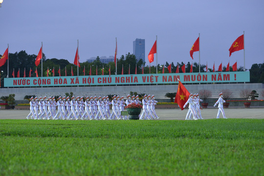 Lễ thượng cờ s&aacute;ng M&ugrave;ng Một Tết tại Quảng trường Ba Đ&igrave;nh - Ảnh 21.