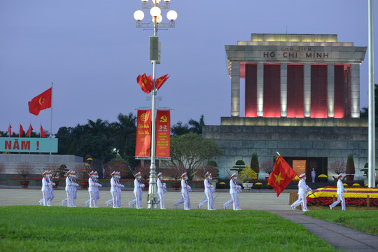 Lễ thượng cờ s&aacute;ng M&ugrave;ng Một Tết tại Quảng trường Ba Đ&igrave;nh - Ảnh 19.
