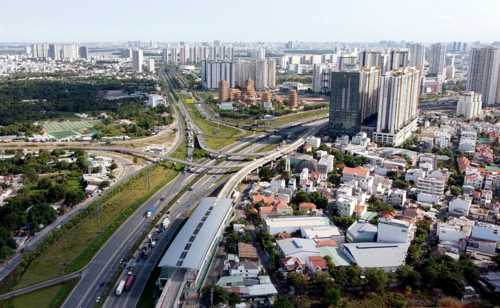 Năm 2022, làm gì để đưa nhà, đất về giá trị thực? - Ảnh 2.