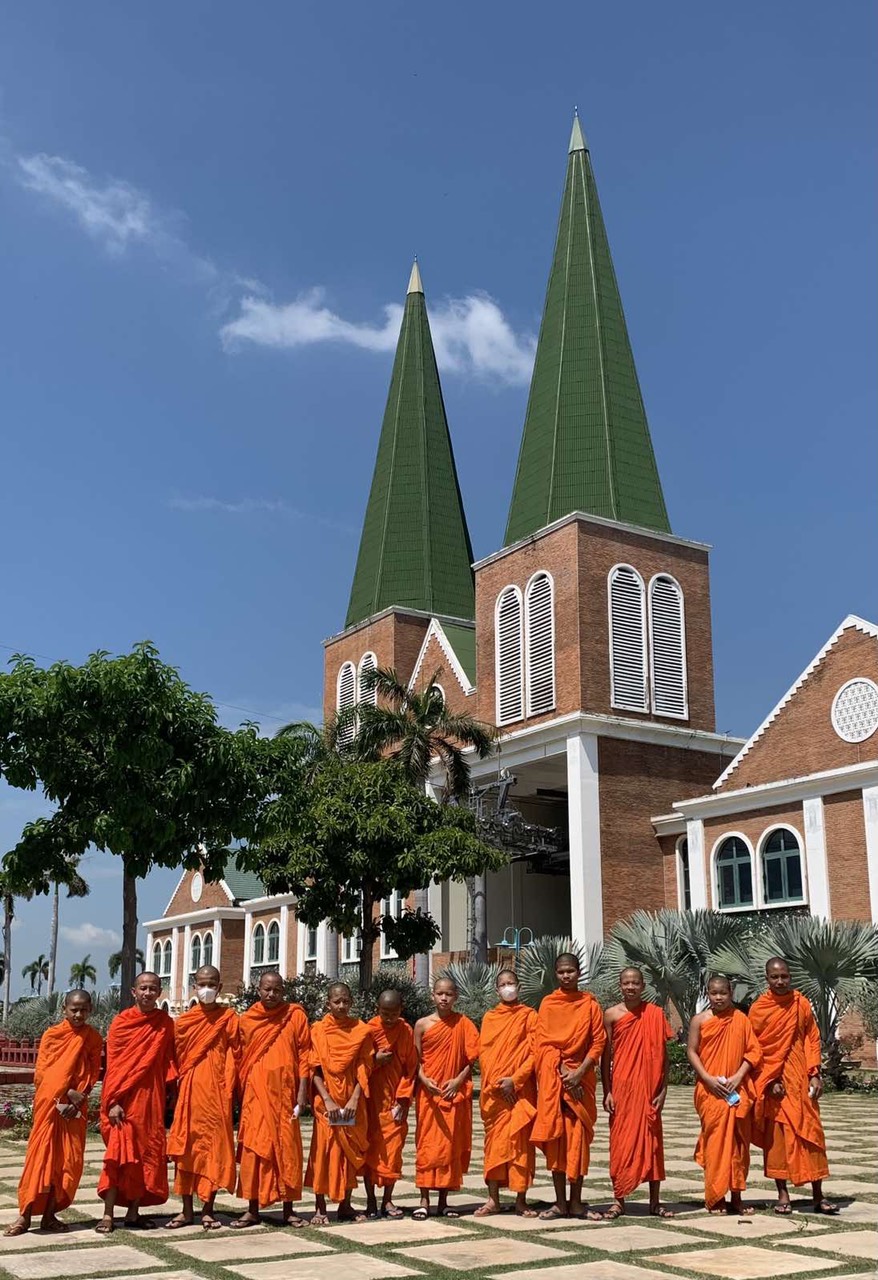 Giới tài xế thích thú khi Cáp treo Núi Sam mời ăn uống, đậu xe miễn phí - Ảnh 7.