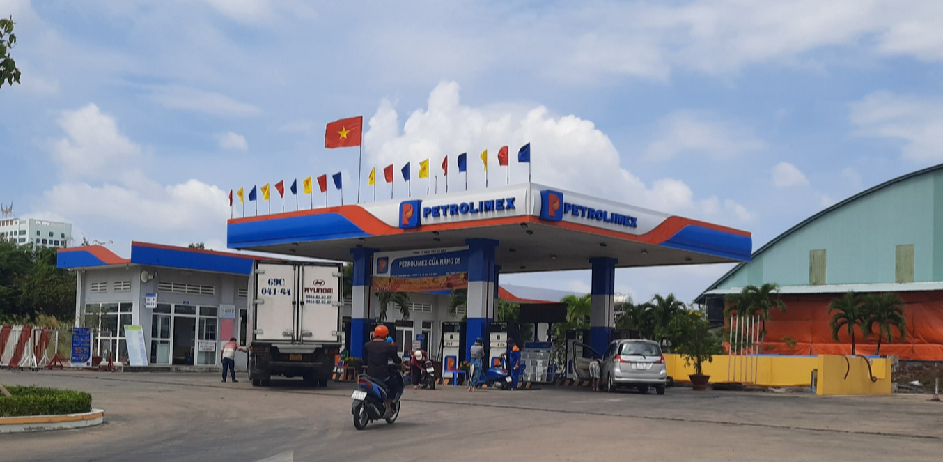 Cà Mau: Nhiều cơ sở kinh doanh xăng dầu ngừng hoạt động