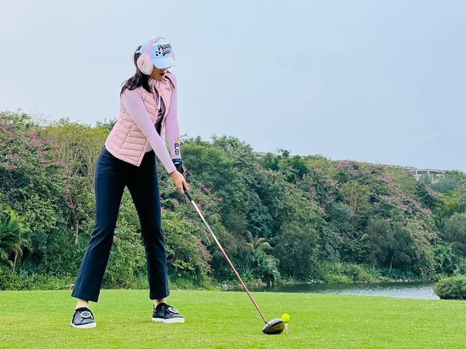 Showbiz Việt sau Tết: C&acirc;n tăng v&ugrave;n vụt v&agrave; đại hội giảm c&acirc;n bắt đầu - Ảnh 12.
