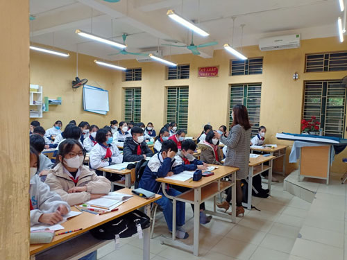 Hà Nội: Phụ huynh mong con được học bán trú