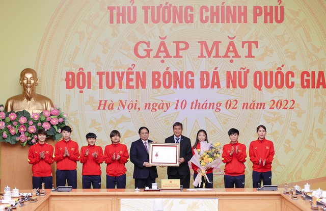 TP HCM: Đội tuyển nữ được trao thưởng - Ảnh 1.