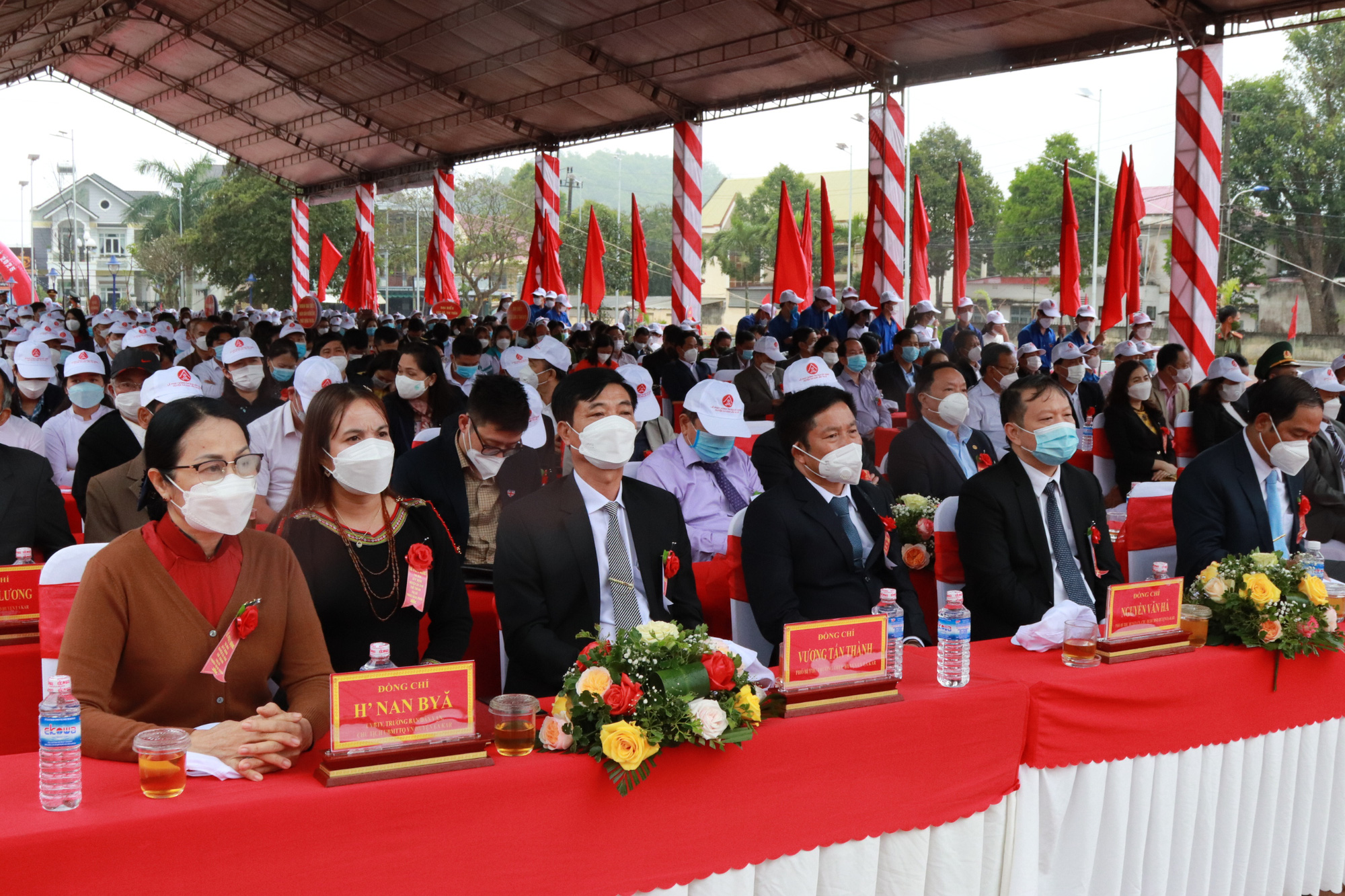 Đắk Lắk phát động xây dựng thị xã thứ 2 - Ảnh 2.