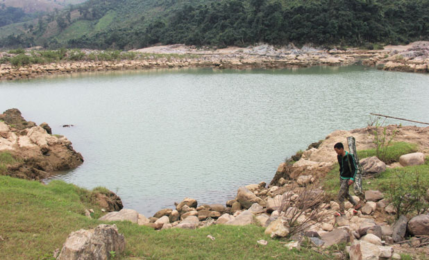 Chuyện lạ ở V&ugrave;ng Kho - Ảnh 4.
