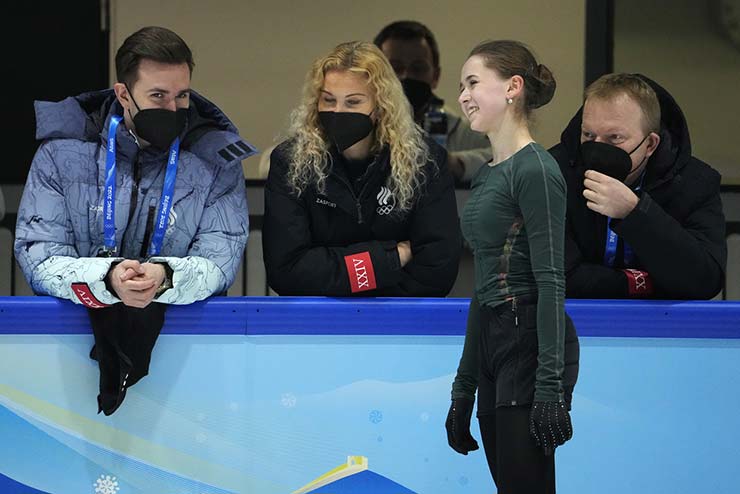 Đưa tin VĐV Nga d&iacute;nh doping Olympic m&ugrave;a Đ&ocirc;ng, 2 nh&agrave; b&aacute;o Anh bị dọa giết - Ảnh 3.
