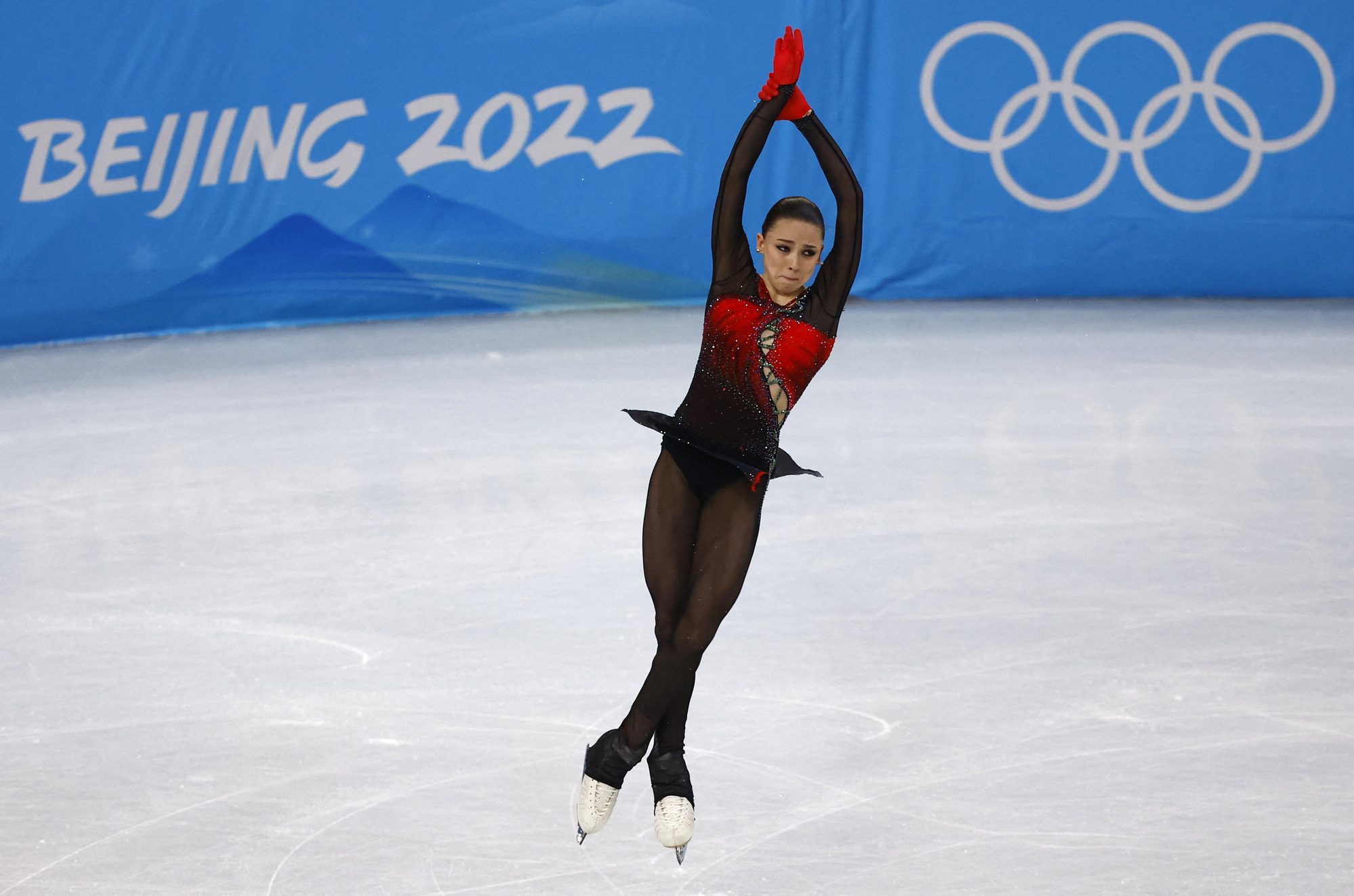 Đưa tin VĐV Nga d&iacute;nh doping Olympic m&ugrave;a Đ&ocirc;ng, 2 nh&agrave; b&aacute;o Anh bị dọa giết - Ảnh 2.
