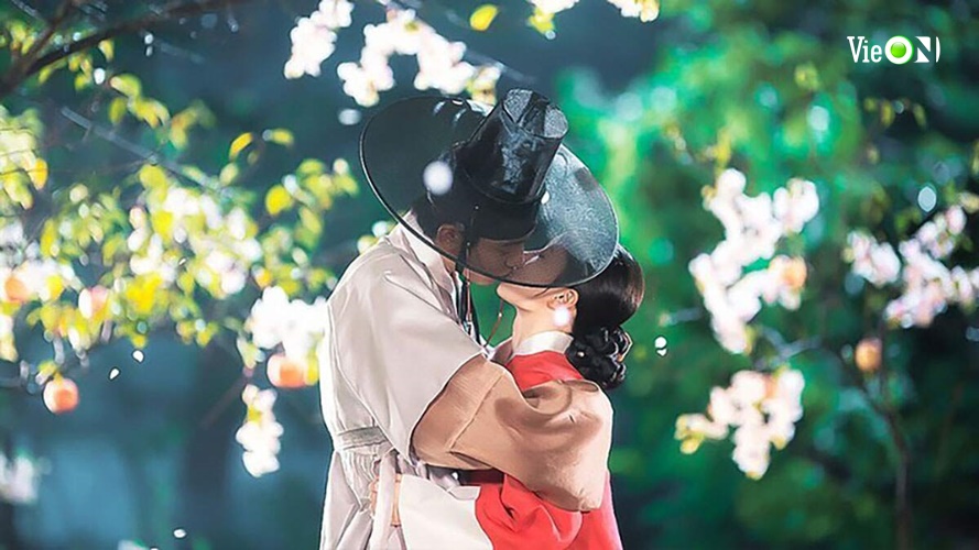 6 cảnh h&ocirc;n đỉnh nhất dự b&aacute;o g&acirc;y b&atilde;o m&ugrave;a Valentine - Ảnh 3.