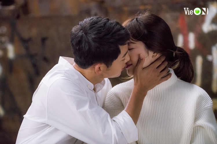 6 cảnh h&ocirc;n đỉnh nhất dự b&aacute;o g&acirc;y b&atilde;o m&ugrave;a Valentine - Ảnh 1.