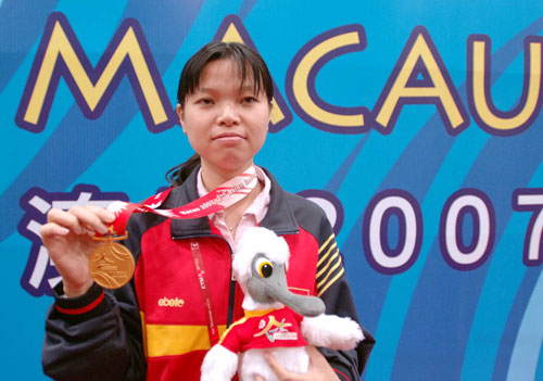 Ngô Lan Hương đối đầu cờ tướng Việt