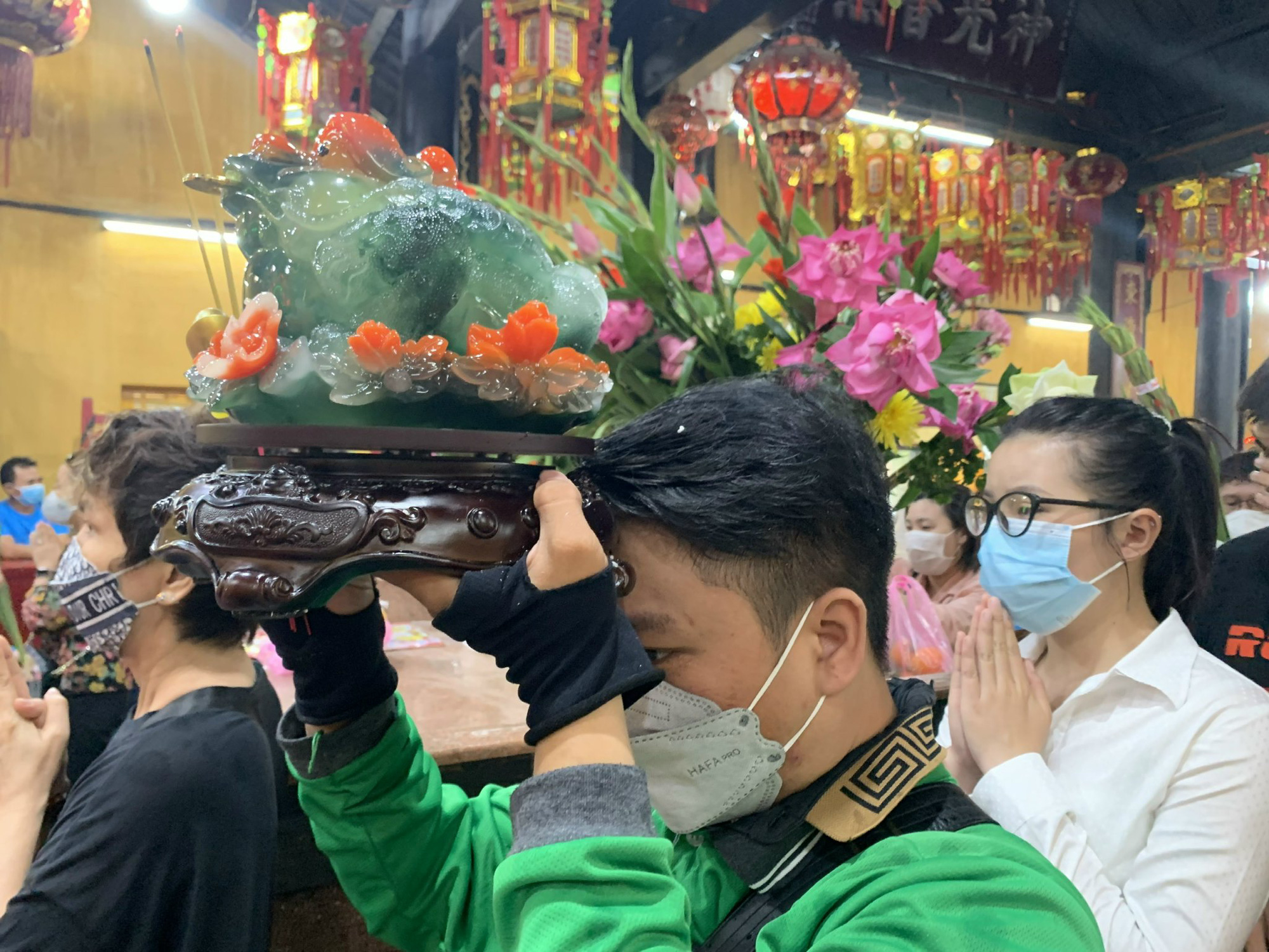 Hình ảnh ở Chùa Bà Bình Dương trong ngày rằm tháng Giêng
