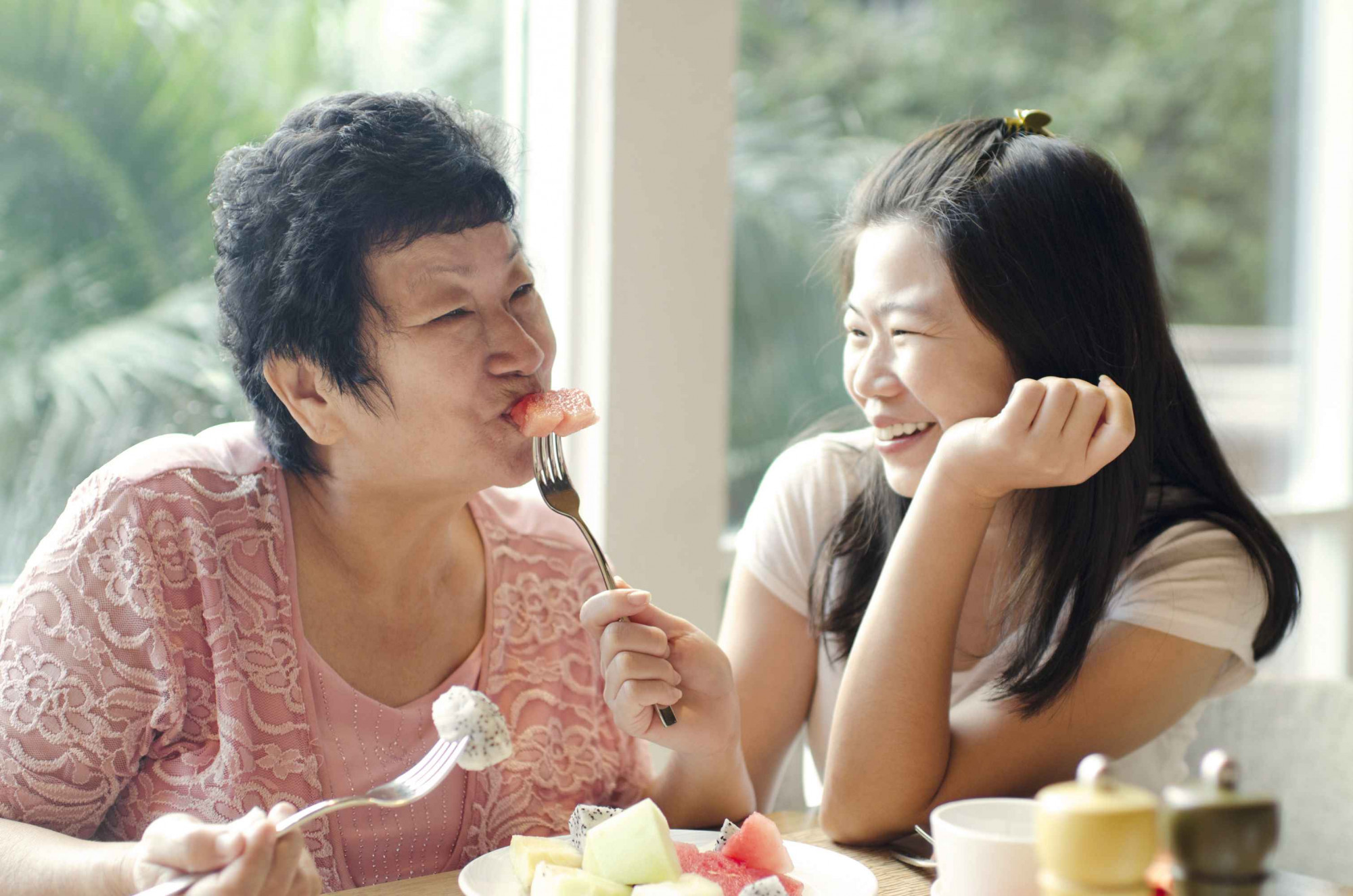 Qua được "cửa ải" của má chồng
