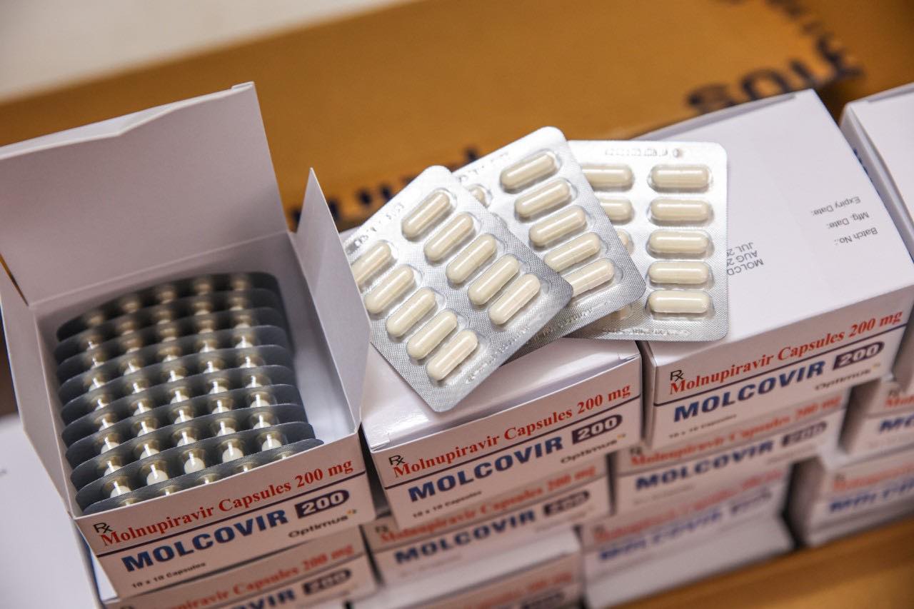 Cấp ph&eacute;p thuốc kh&aacute;ng virus điều trị Covid-19 cho 3 c&ocirc;ng ty tại Việt Nam - Ảnh 1.