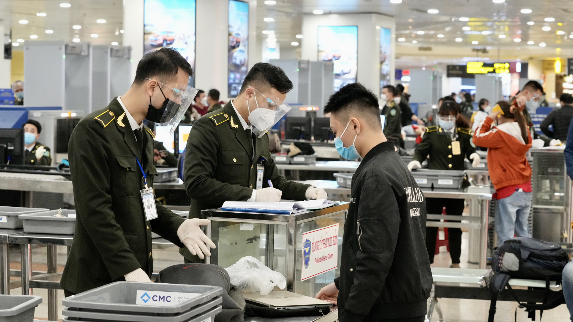 Dỡ bỏ toàn bộ các hạn chế về vận chuyển hàng không