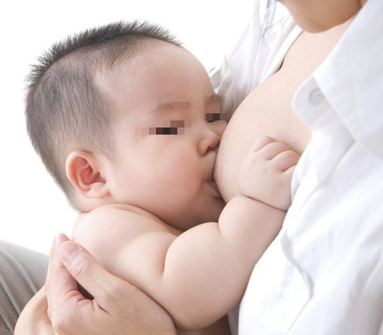 Đang cho con bú, mắc Covid-19 uống được thuốc gì?
