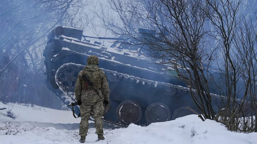 Nga đang tăng qu&acirc;n tới s&aacute;t Ukraine chứ kh&ocirc;ng phải r&uacute;t bớt? - Ảnh 3.