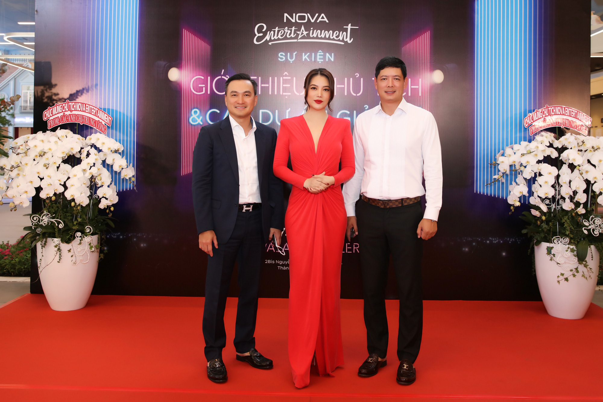 Trương Ngọc Ánh chơi sang, chi 50 triệu USD khuấy động làng giải trí