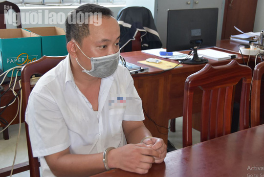 CLIP: Bắt giữ nam công nhân dùng súng nhựa cướp ngân hàng