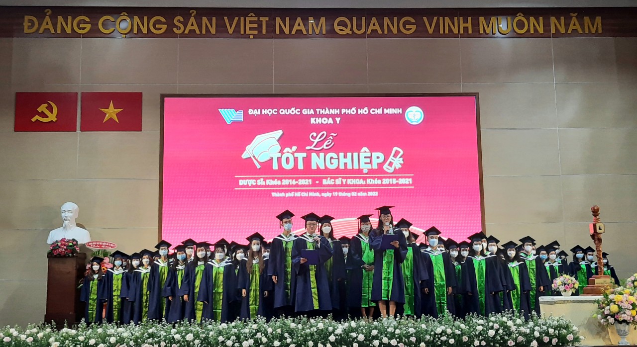 160 sinh viên Khoa Y - ĐHQG TP HCM tốt nghiệp
