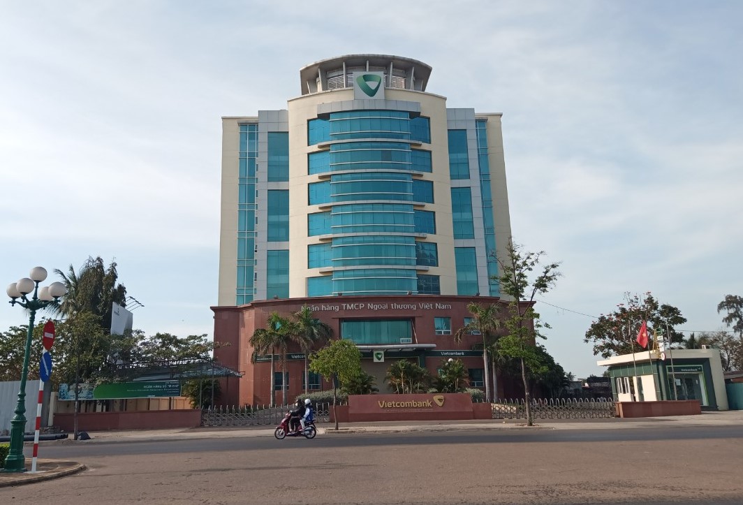 Bình Thuận làm rõ việc giao gần 5.300 m2 "đất vàng" cho Vietcombank không qua đấu giá