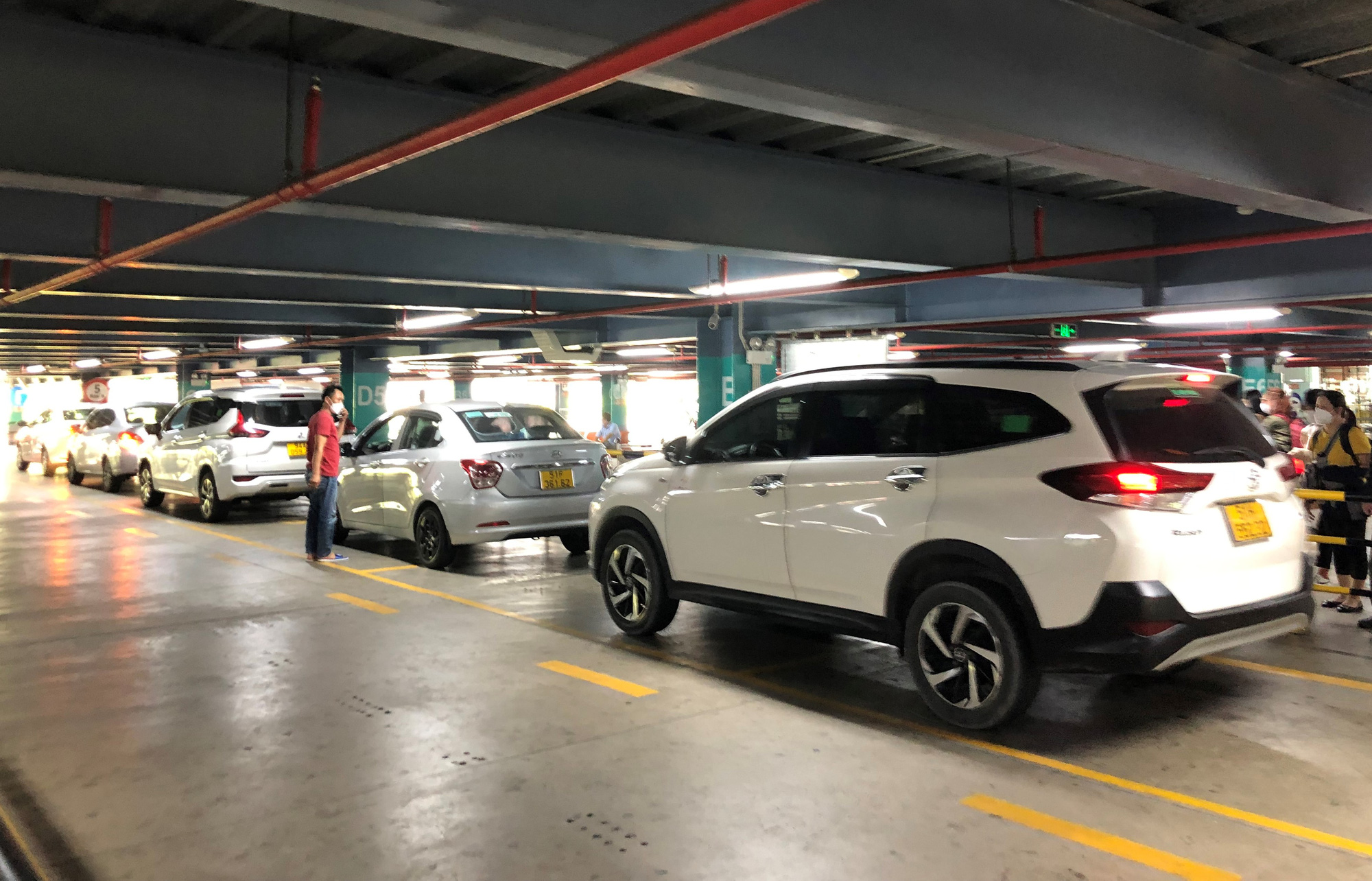 Đón xem kỳ 5 phóng sự: "Thế giới taxi riêng" ở sân bay Tân Sơn Nhất