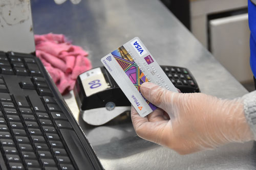 Phí SMS Banking tăng "sốc"