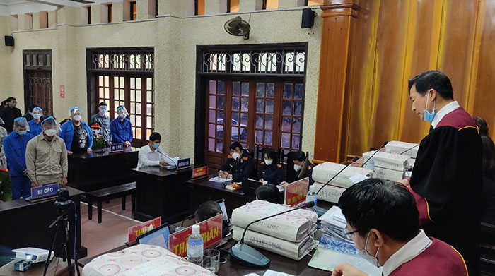 Hoãn tòa xử "ông trùm" đường dây đánh bạc ngàn tỉ do 3 bị cáo mắc Covid-19