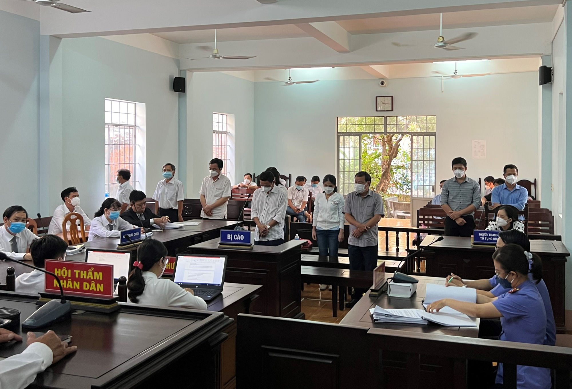 Tuyên án 10 cựu cán bộ, nhân viên ở Phan Thiết sai phạm đất đai
