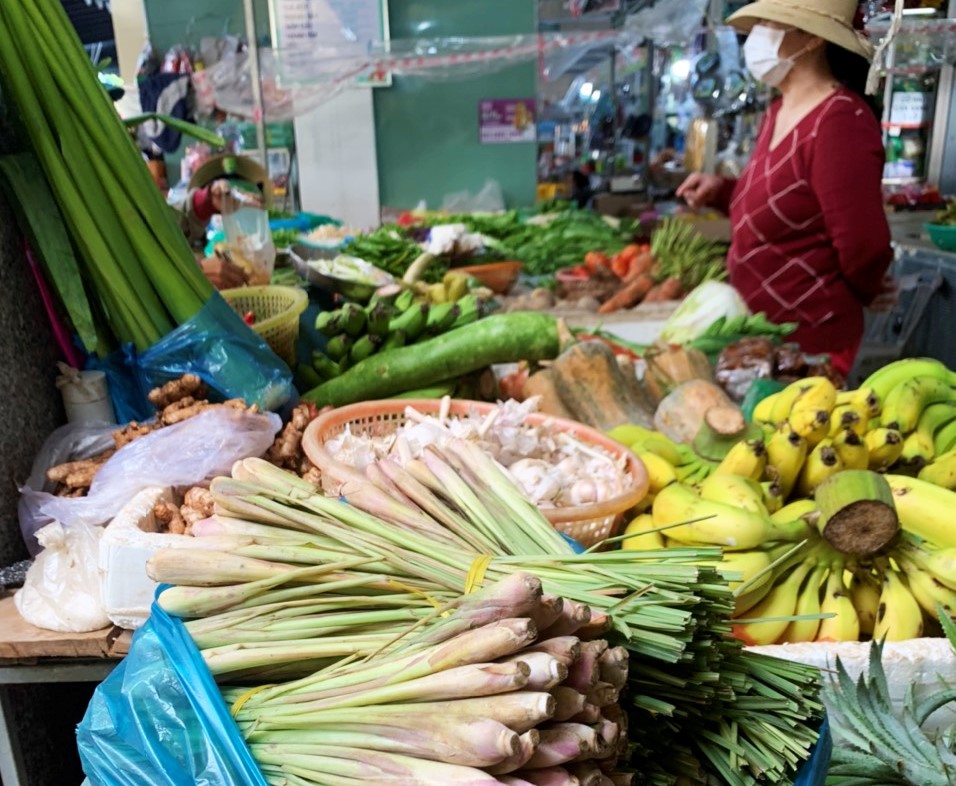 Đà Nẵng: "Combo xông" được săn lùng, cháy hàng cục bộ