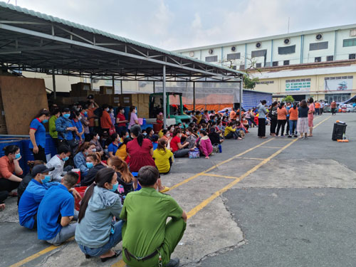 CÔNG TY TNHH DAEYUN VIỆT NAM: Thương lượng không thành, công nhân bỏ về