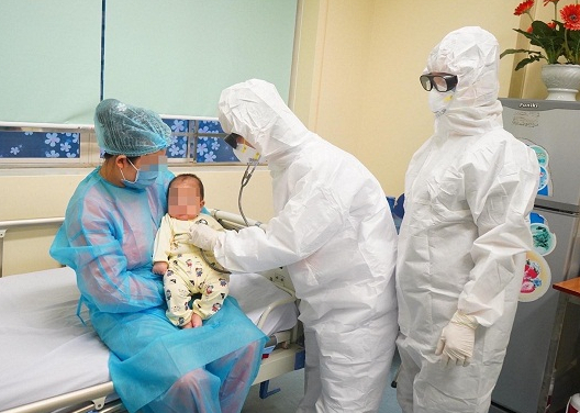 Điểm khác biệt trong hướng dẫn mới về chẩn đoán, điều trị Covid-19 ở trẻ em