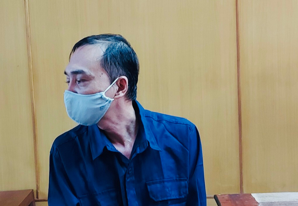 Một công ty ở TP HCM nhập lậu nhiều "hàng độc" hết hạn từ Trung Quốc