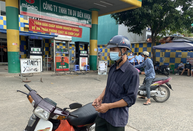 Quản lý thị trường nêu nguyên nhân hàng loạt cây xăng treo biển "hết hàng"