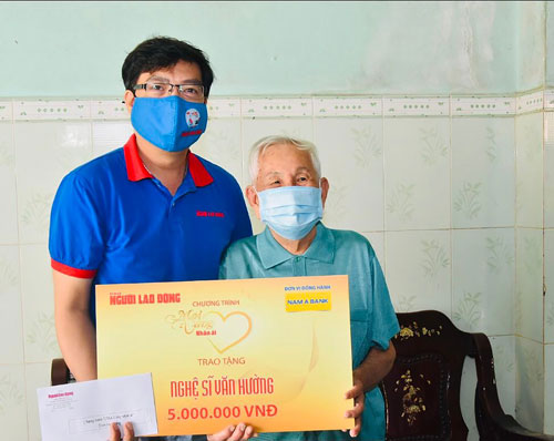 Mai V&agrave;ng nh&acirc;n &aacute;i thăm danh ca vọng cổ h&agrave;i Văn Hường - Ảnh 2.