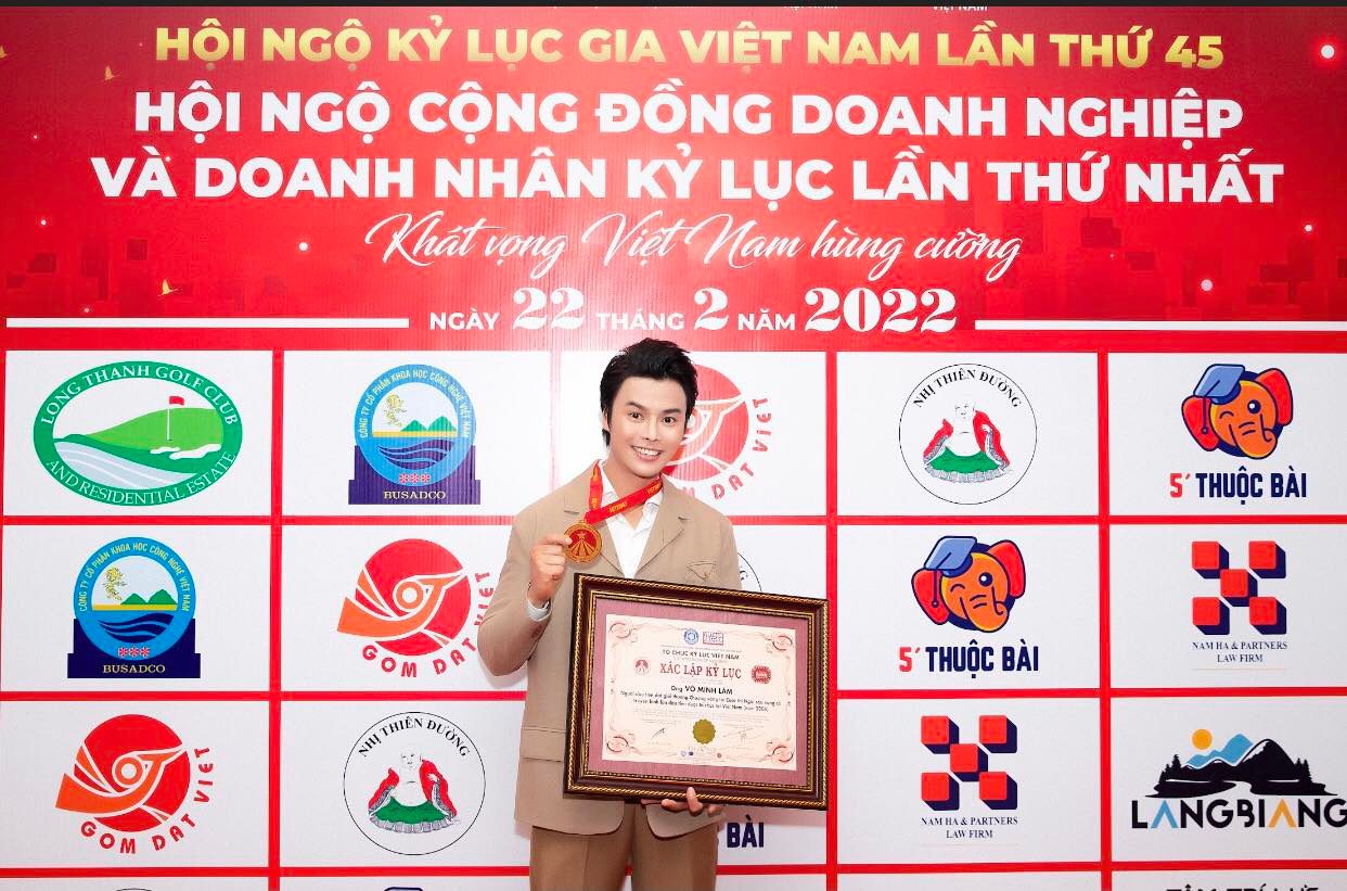 Nghệ sĩ Võ Minh Lâm nhận tin vui sau giải Mai Vàng