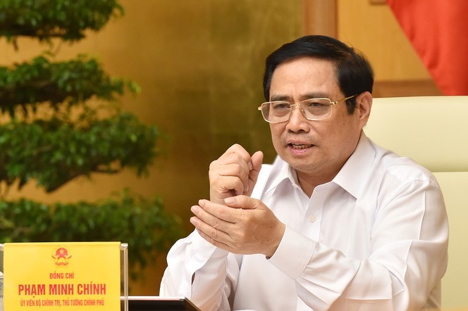 Thủ tướng chỉ đạo khẩn về tiêm vắc-xin và phòng, chống Covid-19