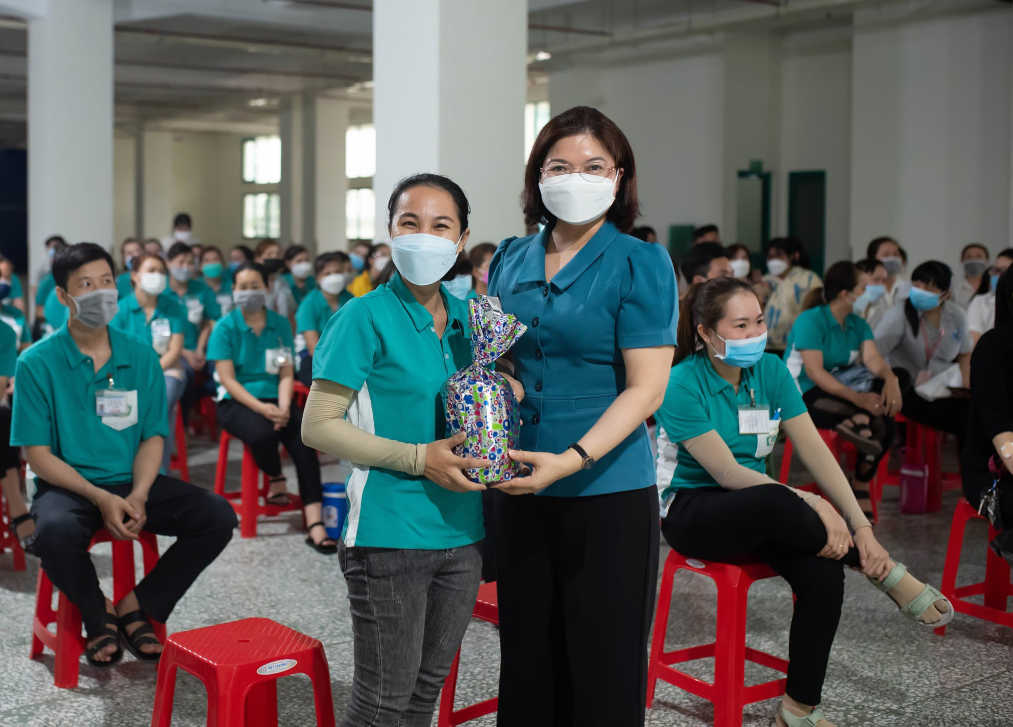 S&acirc;n chơi cho c&ocirc;ng nh&acirc;n sau giờ tan ca - Ảnh 1.