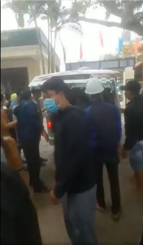 Chìm ca nô ở Quảng Nam, ít nhất 10 người chết - Ảnh 7.