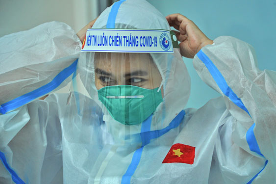 Những bóng hồng trong tâm dịch Covid-19 - Ảnh 5.