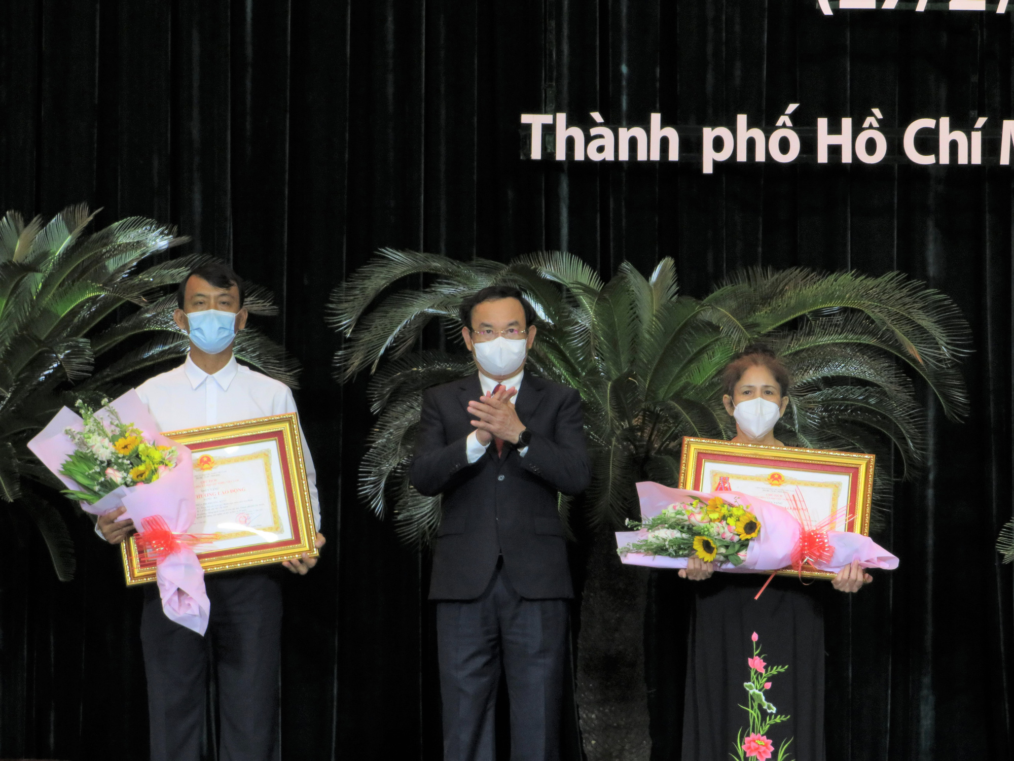 Ngành y tế TP HCM đón nhận nhiều Huân chương, Bằng khen