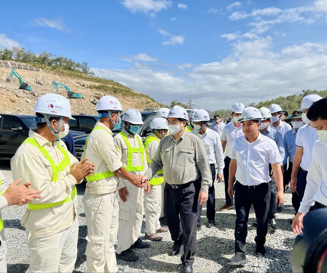Thủ tướng yêu cầu đẩy nhanh tiến độ, chất lượng triển khai đầu tư xây dựng đường cao tốc