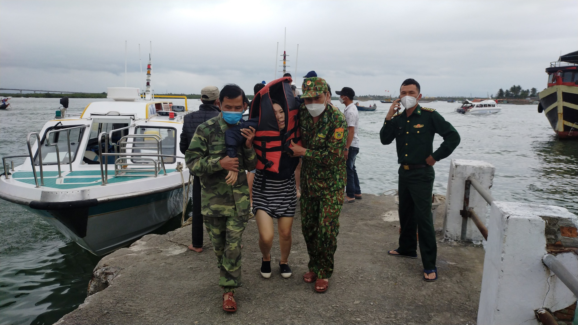 Vụ ch&igrave;m t&agrave;u tại Quảng Nam: Cần đ&aacute;nh gi&aacute; lại độ an to&agrave;n của hệ thống h&agrave;ng hải - Ảnh 2.