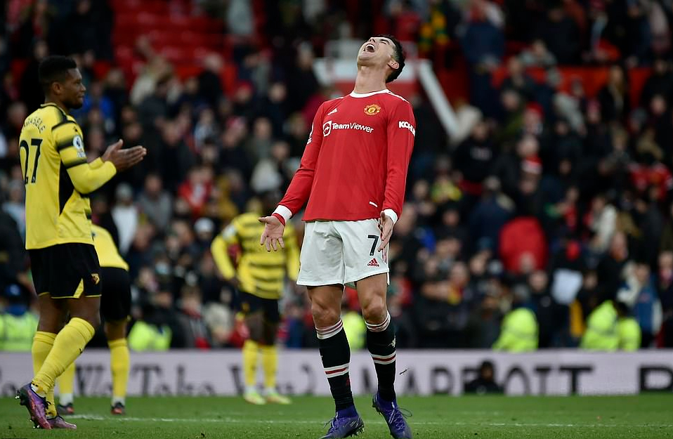 Man United hụt hơi Top 4, Man City trở lại cuộc đua v&ocirc; địch - Ảnh 1.