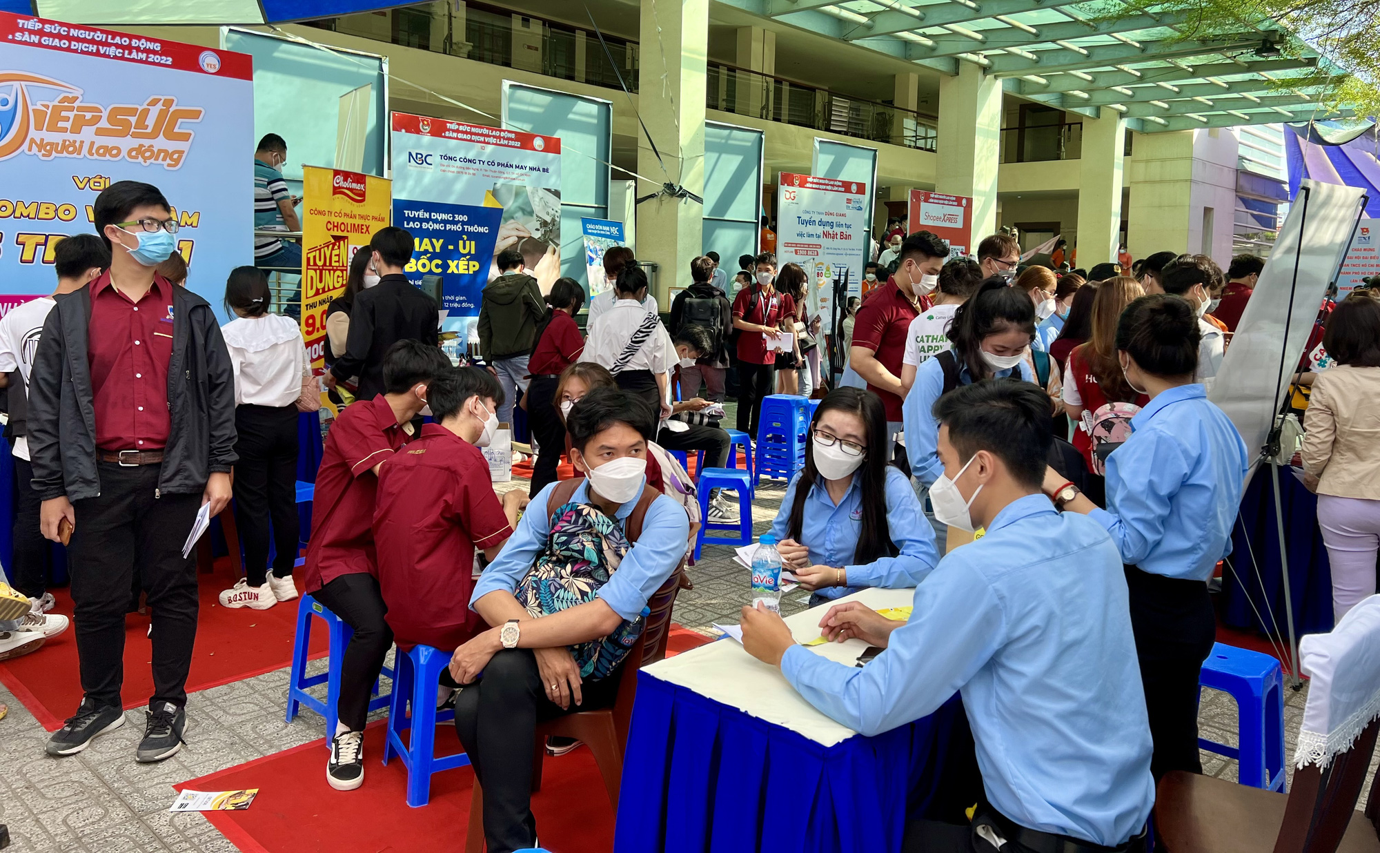 Nhiều hoạt động tiếp sức người lao động - Ảnh 3.