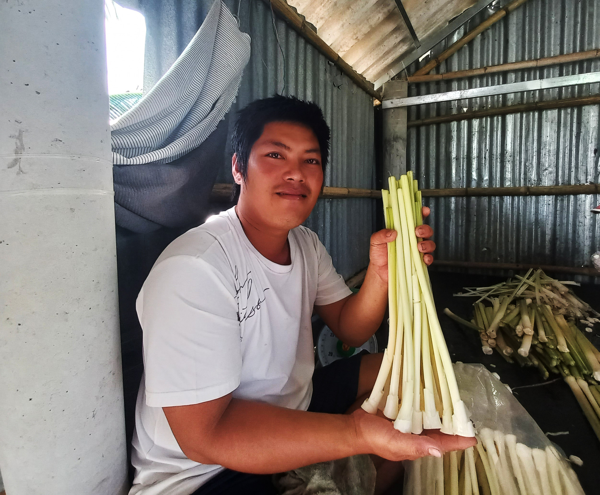 Bỏ t&uacute;i hơn nửa tỉ đồng/năm nhờ l&agrave;m kinh tế chẳng giống ai - Ảnh 3.