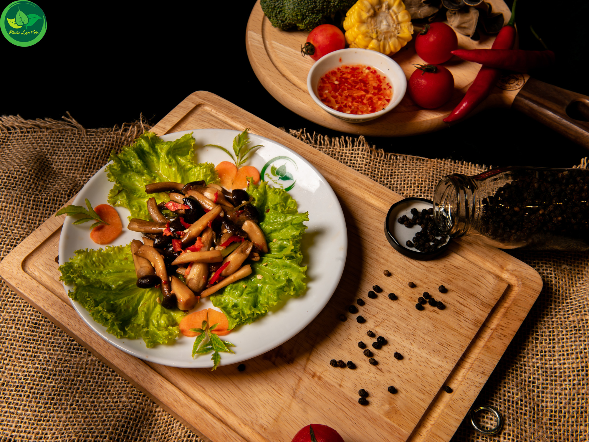 Gặp doanh nh&acirc;n sưu tầm, lưu giữ h&agrave;ng trăm m&oacute;n chay bản địa T&acirc;y Ninh  - Ảnh 8.