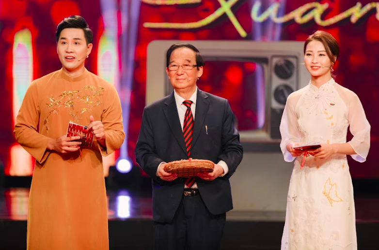 Bình An - Khả Ngân - Thanh Sơn hội ngộ ở Gặp gỡ mùa xuân - Ảnh 1.